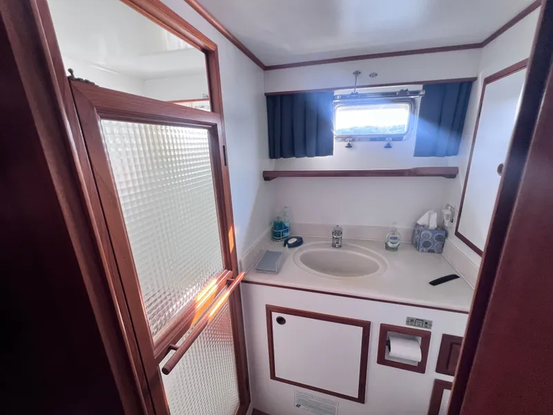 Slide: The Image of DeFever Pilothouse 2006 - 44