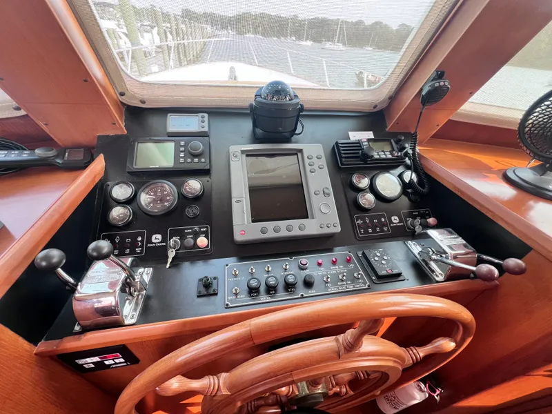 Slide: The Image of DeFever Pilothouse 2006 - 50