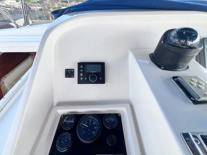 Slide: The Image of DeFever Pilothouse 2006 - 61