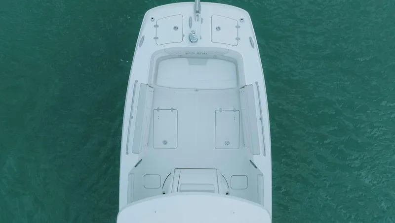 Slide: The Image of World Cat 235 TE 2026 - 65