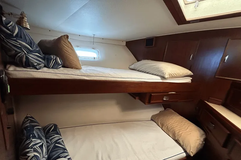 Slide: The Image of Hatteras 60 Convertible 1984 - 28