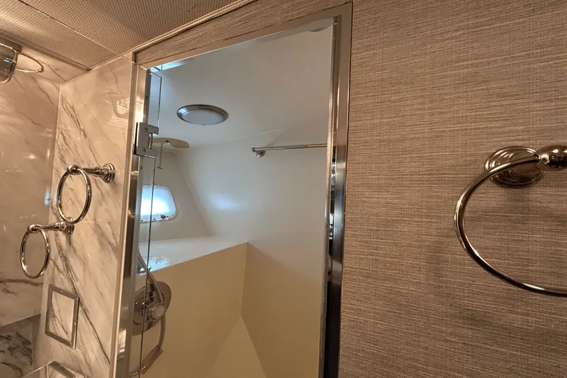 Slide: The Image of Hatteras 60 Convertible 1984 - 40