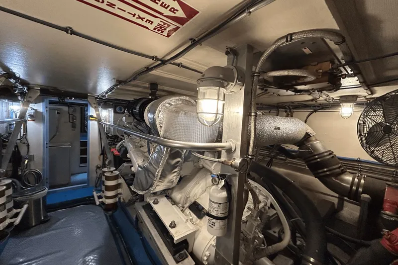 Slide: The Image of Hatteras 60 Convertible 1984 - 49