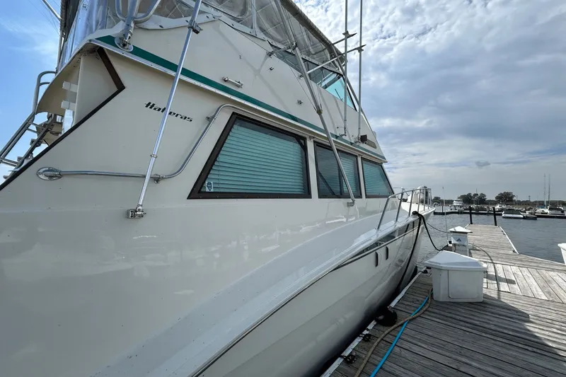 Slide: The Image of Hatteras 60 Convertible 1984 - 5