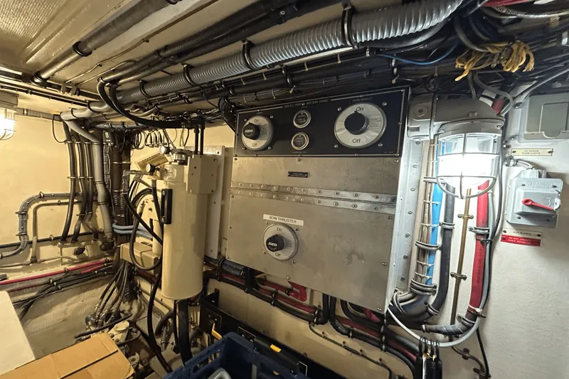 Slide: The Image of Hatteras 60 Convertible 1984 - 54