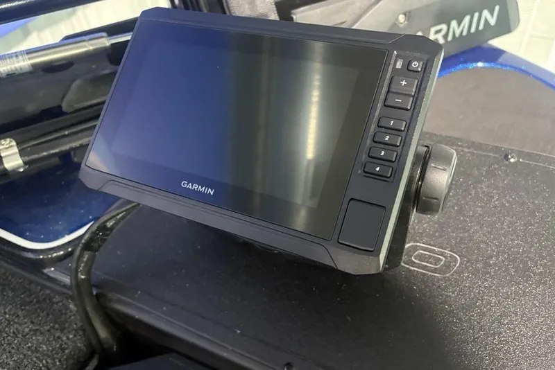 Slide: The Image of Garmin display on Nitro Z18 Pro 2026 boat dashboard. - 5