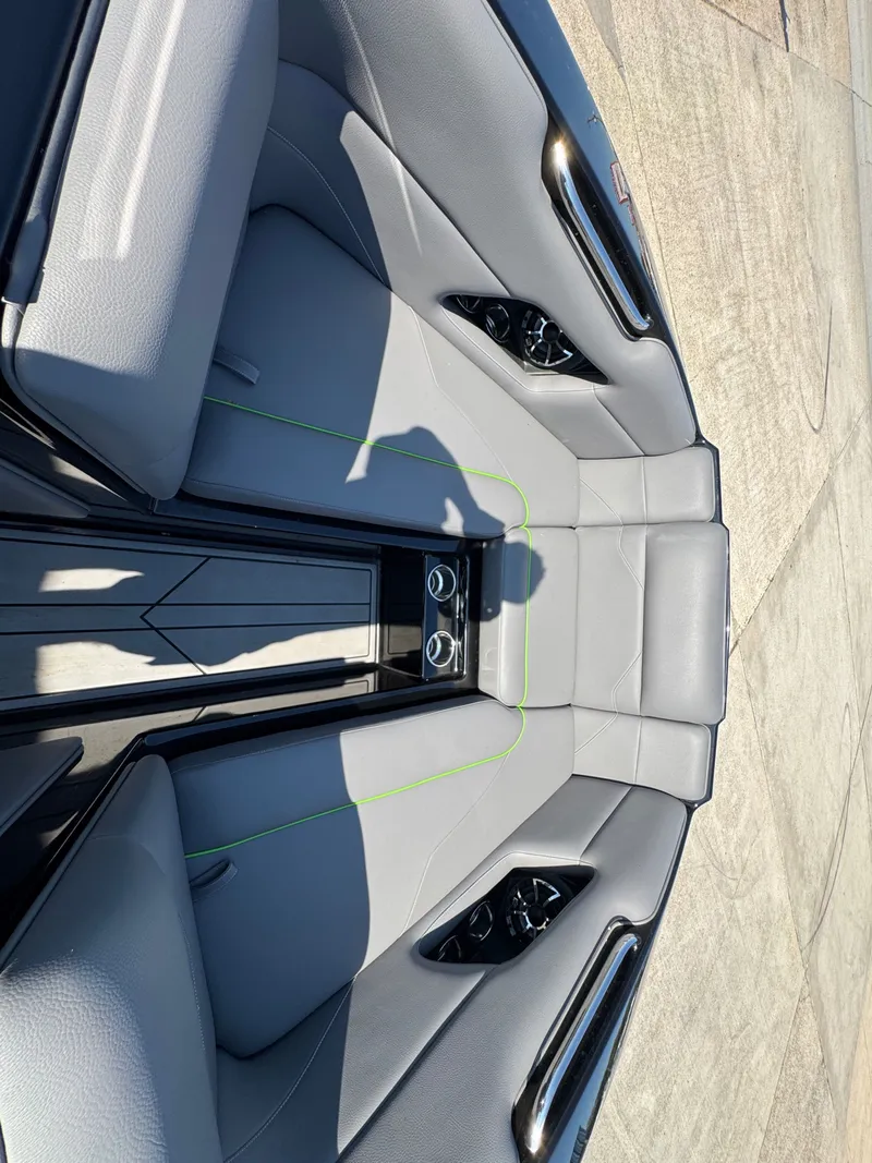 Slide: The Image of Moomba Mojo 2022 - 13