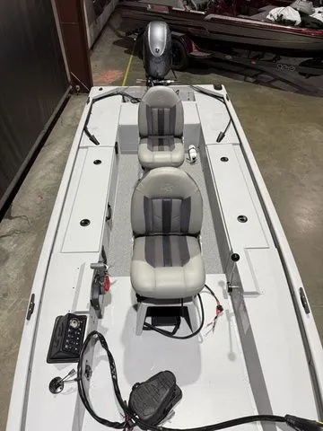 Slide: The Image of G3 Sportsman 1610 SS W/Yamaha 70 2025 - 8