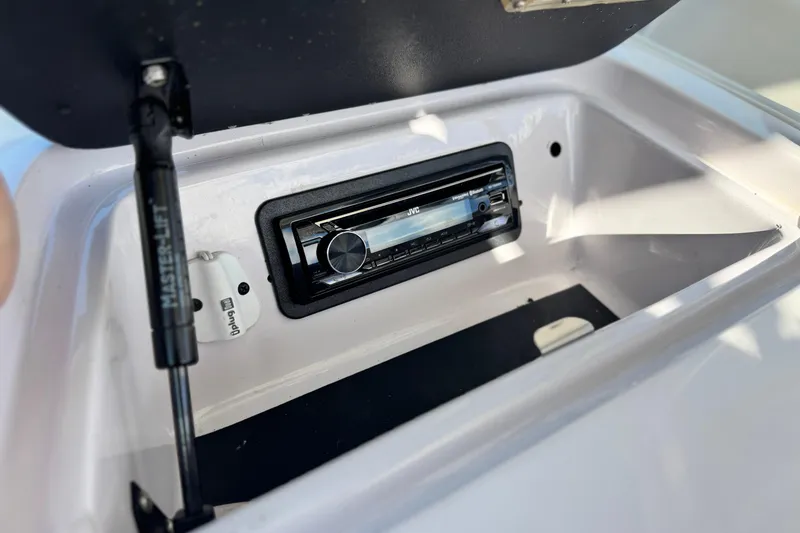 Slide: The Image of 2006 Correct Craft Super Air Nautique 210 Sport stereo system with JVC head unit. - 24