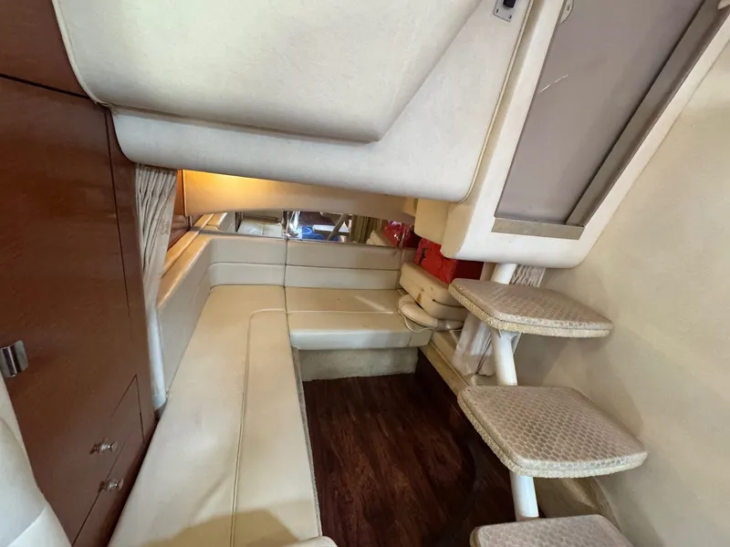 Slide: The Image of Sea Ray 300 Sundancer 2005 - 13