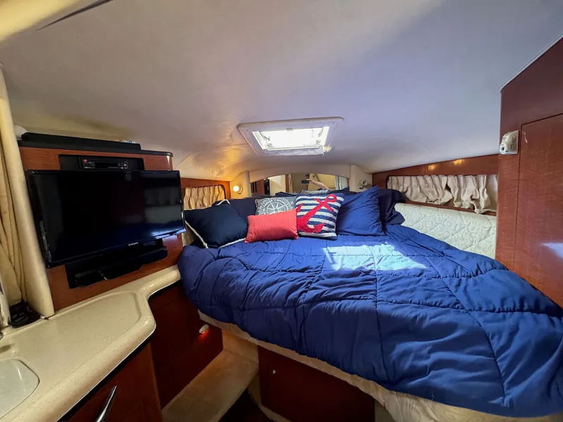 Slide: The Image of Sea Ray 300 Sundancer 2005 - 16