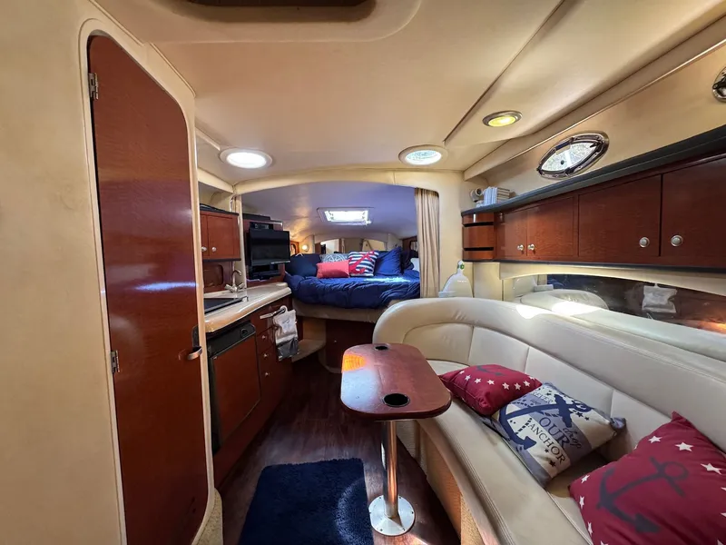 Slide: The Image of Sea Ray 300 Sundancer 2005 - 19