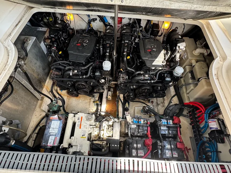 Slide: The Image of Sea Ray 300 Sundancer 2005 - 29