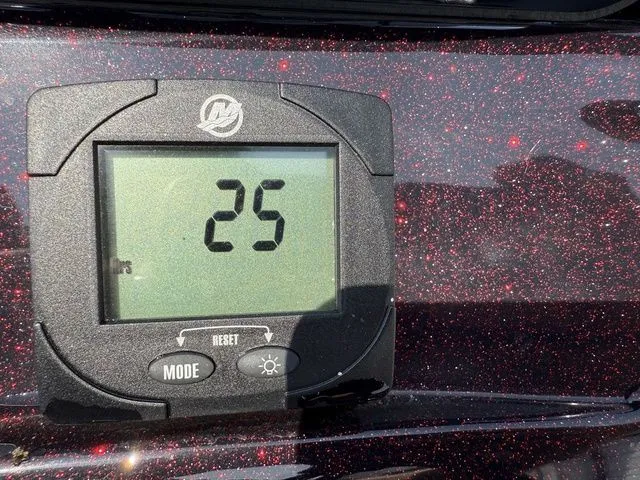 Slide: The Image of Phoenix Bass Boat 21 XE Demo 2025 - 15