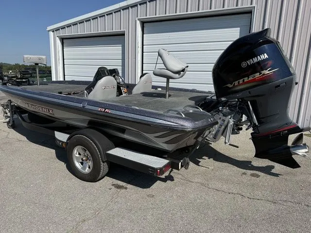 Slide: The Image of Phoenix Bass Boat 619 Pro 2012 - 2