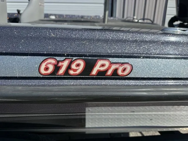 Slide: The Image of Phoenix Bass Boat 619 Pro 2012 - 3