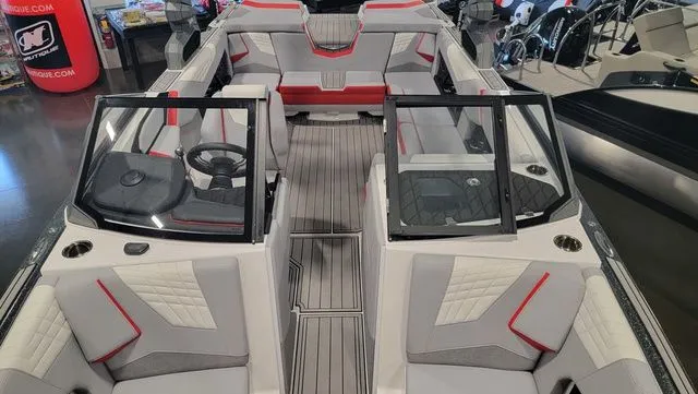 Slide: The Image of Nautique Super Air Nautique S23 2022 - 7