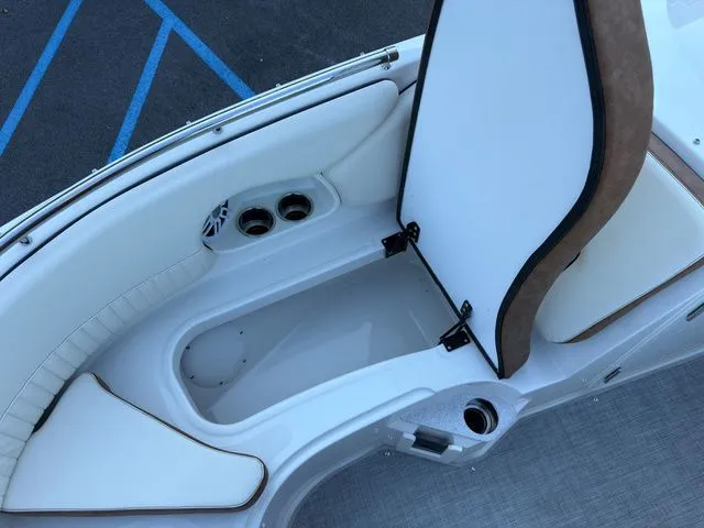 Slide: The Image of Stingray 231 DC 2023 - 23