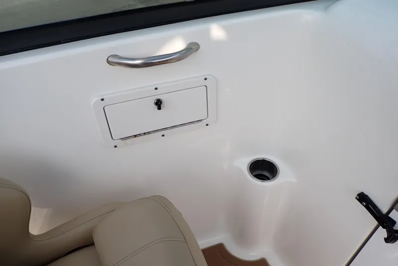 Slide: The Image of NauticStar 243DC Sport Deck 2019 - 52