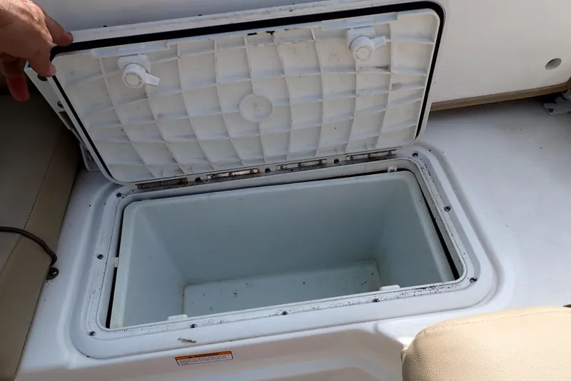 Slide: The Image of NauticStar 243DC Sport Deck 2019 - 59