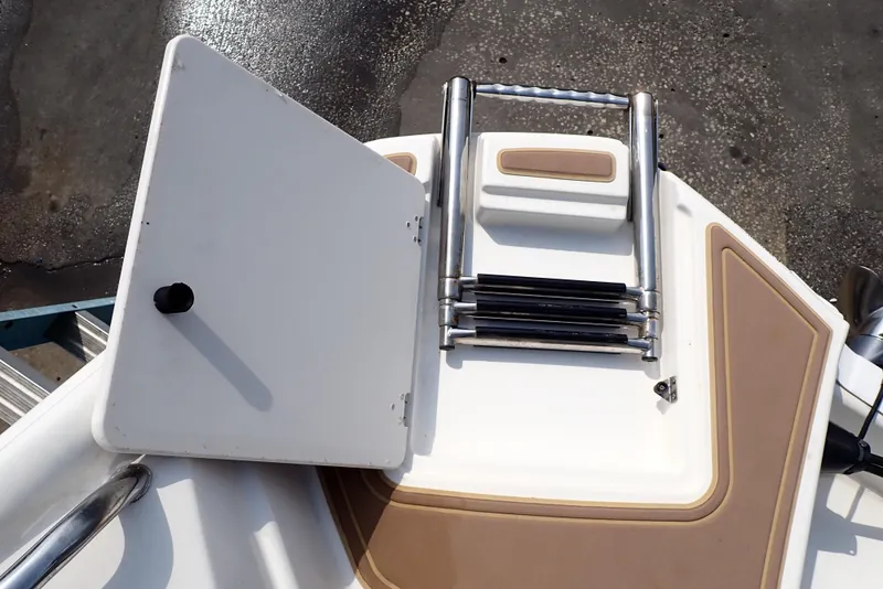 Slide: The Image of NauticStar 243DC Sport Deck 2019 - 67