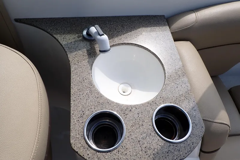 Slide: The Image of NauticStar 243DC Sport Deck 2019 - 71