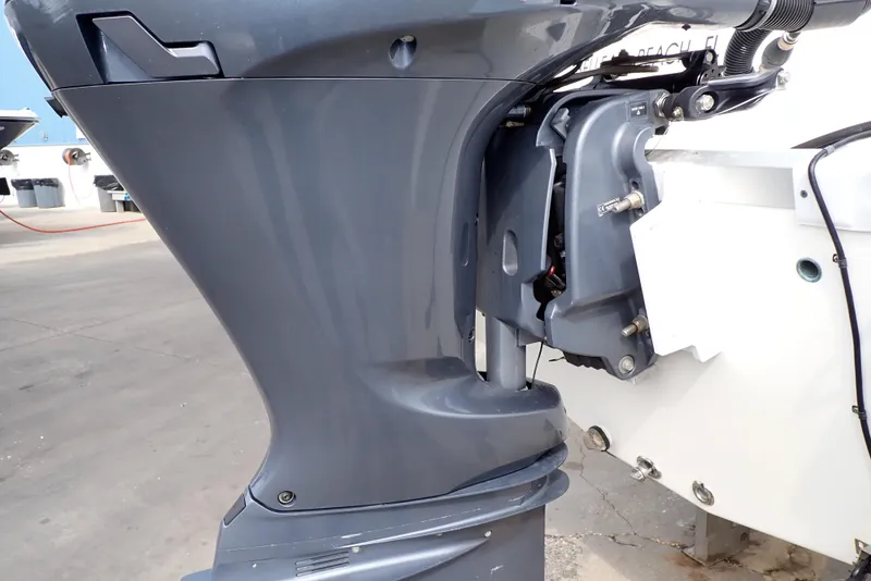 Slide: The Image of NauticStar 243DC Sport Deck 2019 - 73