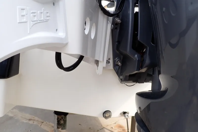 Slide: The Image of NauticStar 243DC Sport Deck 2019 - 82