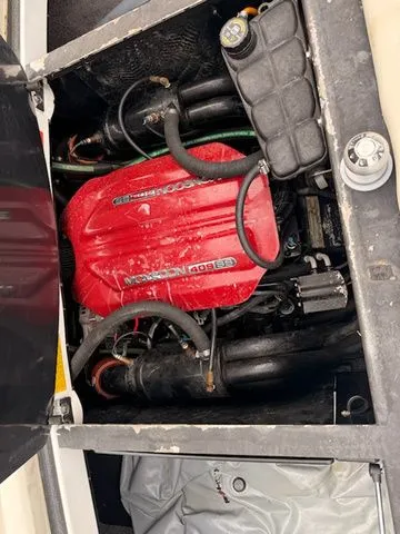 Slide: The Image of Malibu Wakesetter 22 VLX 2015 - 17