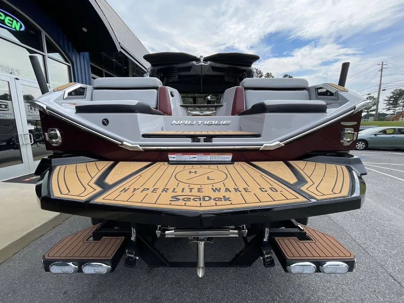 Slide: The Image of Nautique Super Air Nautique G23 Paragon 2023 - 12