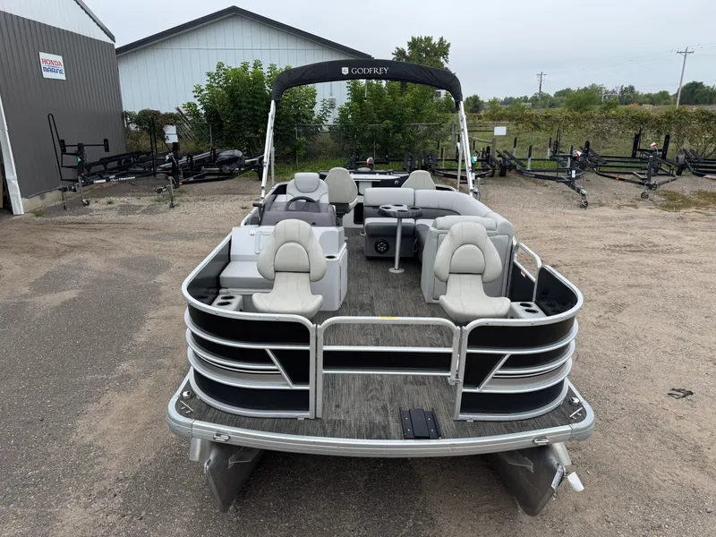 Slide: The Image of Sweetwater 2086 FX Pontoon 2021 - 10