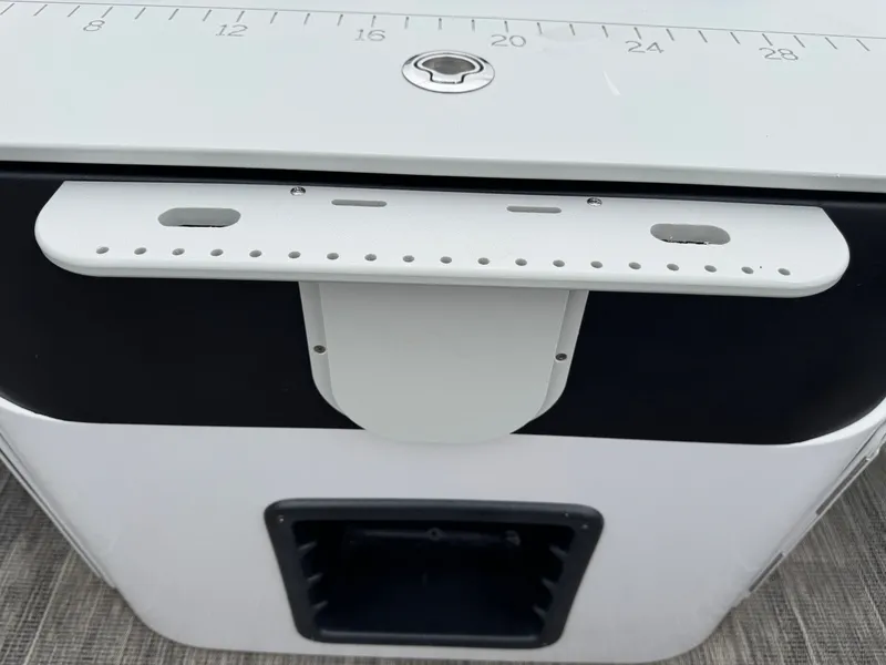 Slide: The Image of Sweetwater 2086 FX Pontoon 2021 - 49