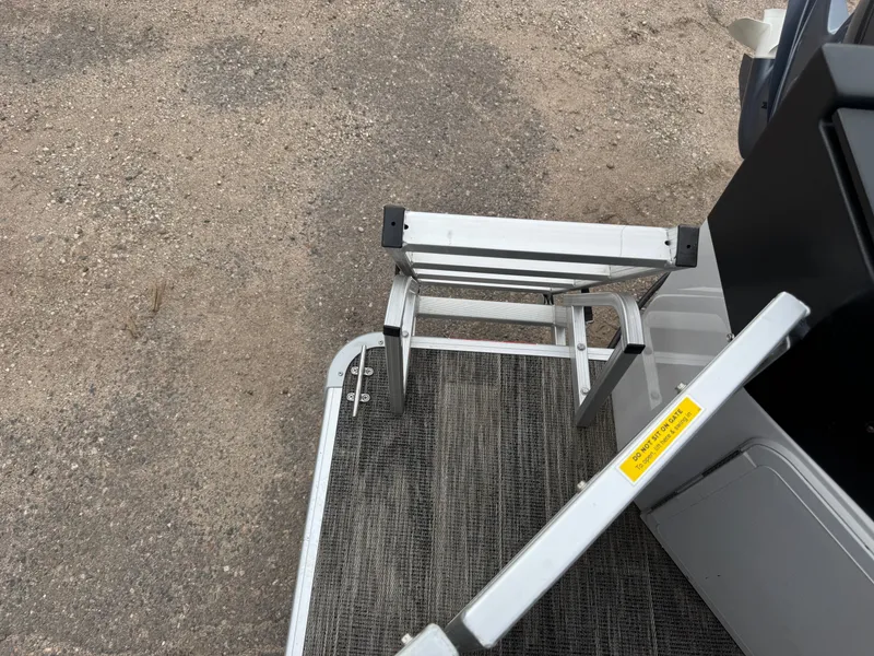 Slide: The Image of Sweetwater 2086 FX Pontoon 2021 - 57