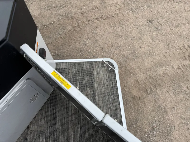 Slide: The Image of Sweetwater 2086 FX Pontoon 2021 - 58