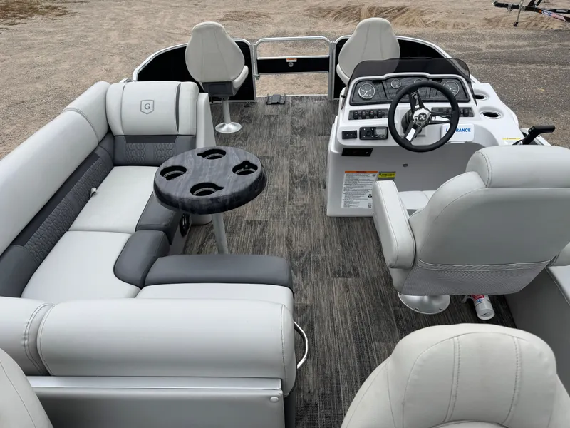 Slide: The Image of Sweetwater 2086 FX Pontoon 2021 - 6