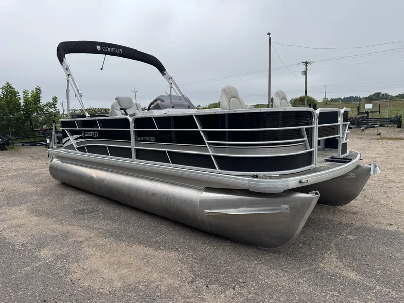 Slide: The Image of Sweetwater 2086 FX Pontoon 2021 - 65