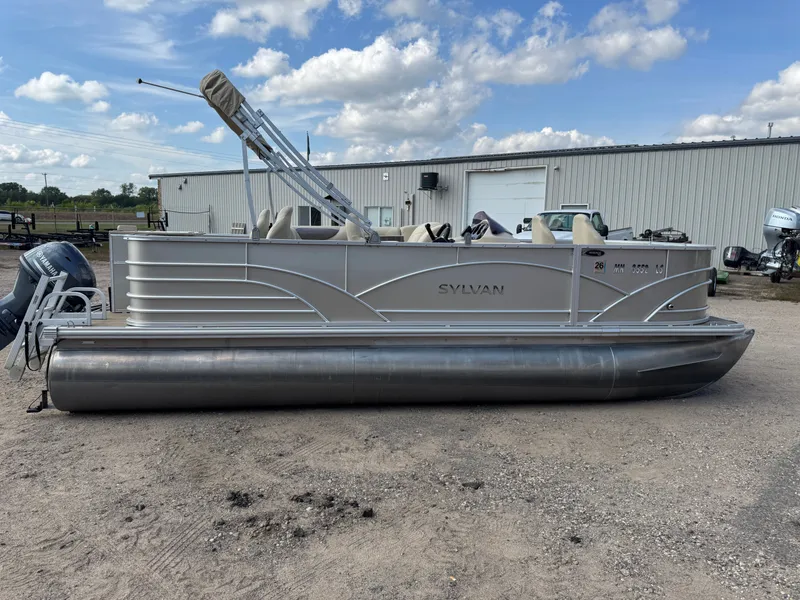 Slide: The Image of Sylvan Mirage 820 4-PT Pontoon 2018 - 21
