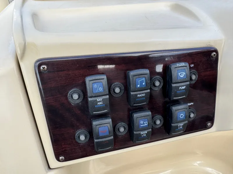 Slide: The Image of Sylvan Mirage 820 4-PT Pontoon 2018 - 31