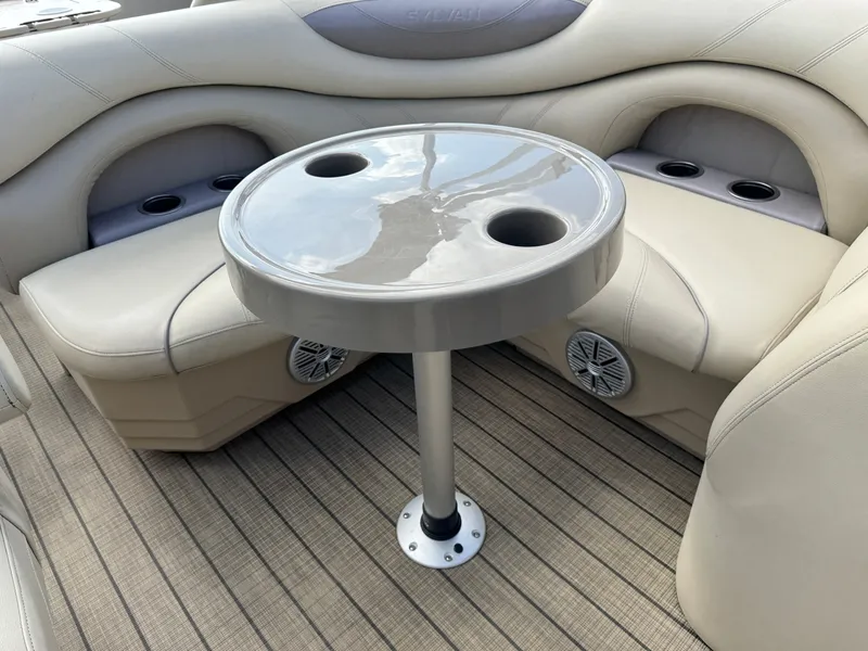 Slide: The Image of Sylvan Mirage 820 4-PT Pontoon 2018 - 40