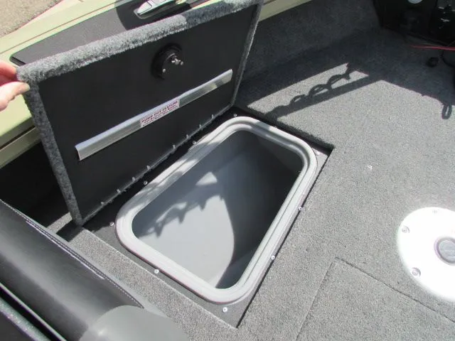 Slide: The Image of Tracker Targa 18 Combo Tournament Edition 2026 - 12