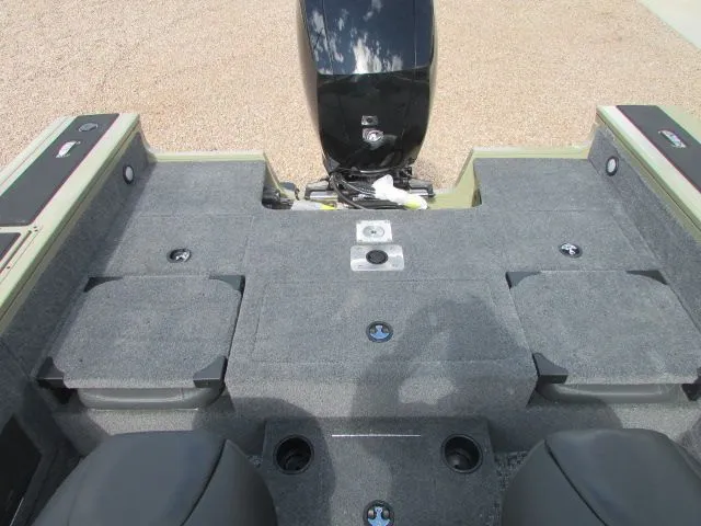 Slide: The Image of Tracker Targa 18 Combo Tournament Edition 2026 - 15