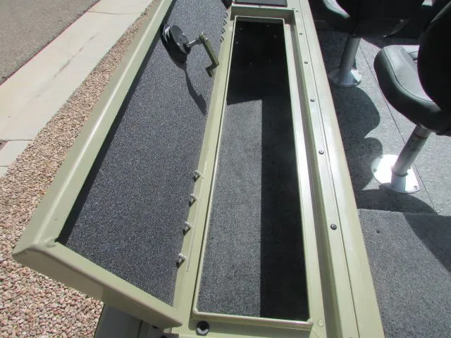 Slide: The Image of Tracker Targa 18 Combo Tournament Edition 2026 - 23