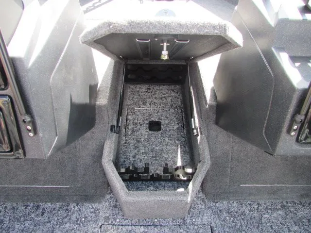 Slide: The Image of Tracker Targa 18 Combo Tournament Edition 2026 - 25