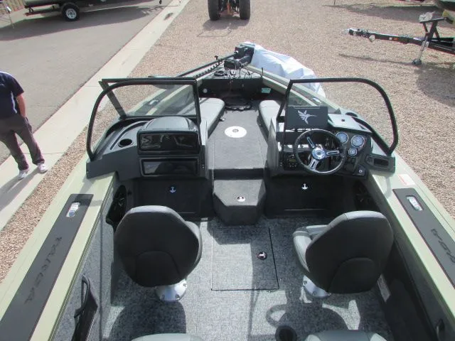 Slide: The Image of Tracker Targa 18 Combo Tournament Edition 2026 - 6