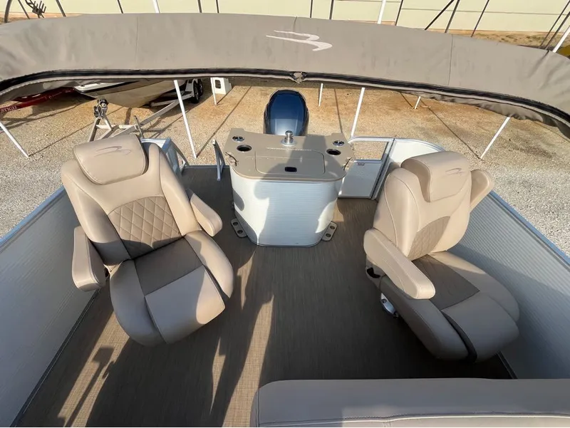 Slide: The Image of Bennington SX 22 2017 - 3