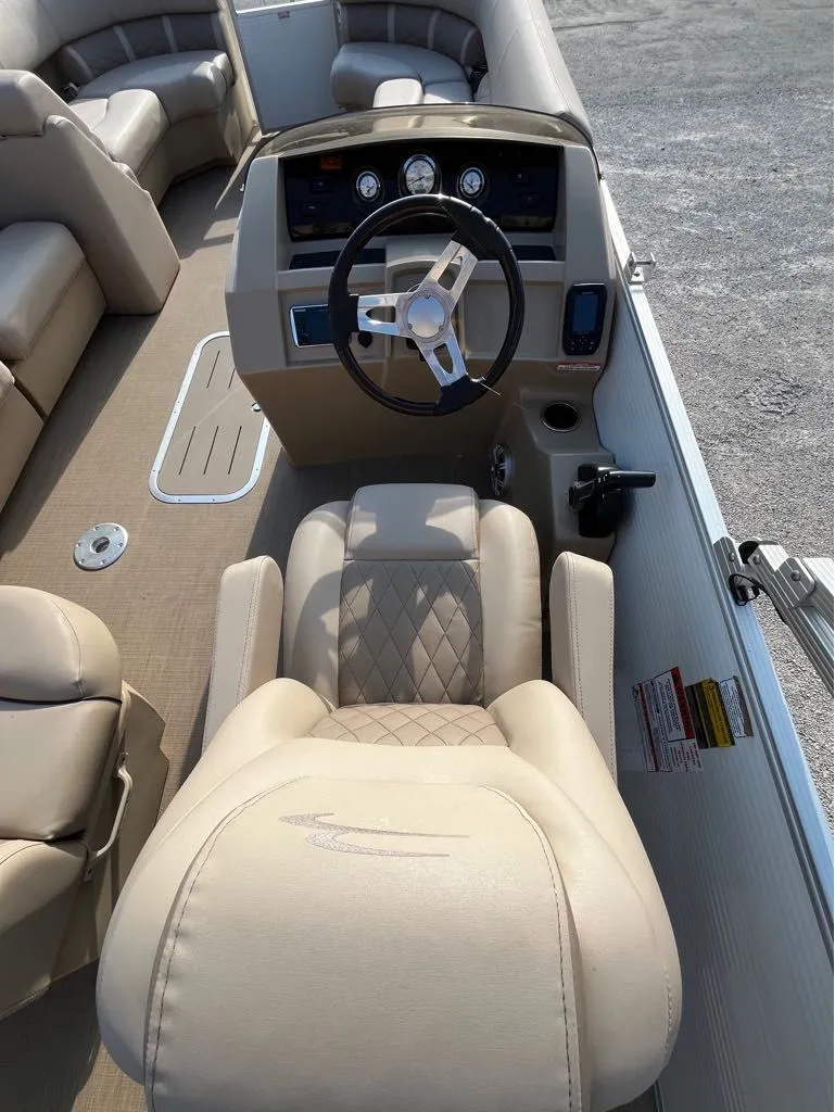 Slide: The Image of Bennington SX 22 2017 - 8