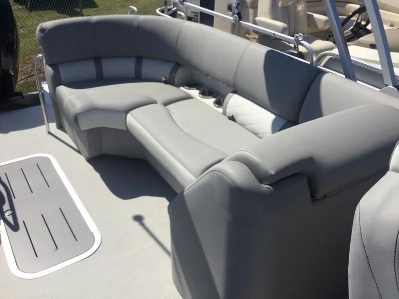 Slide: The Image of Bennington 23LTFB ESP 2023 - 4