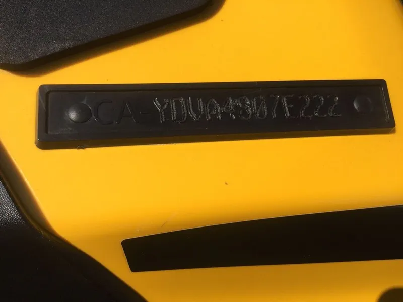 Slide: The Image of Sea-Doo GTR 230 2022 - 6