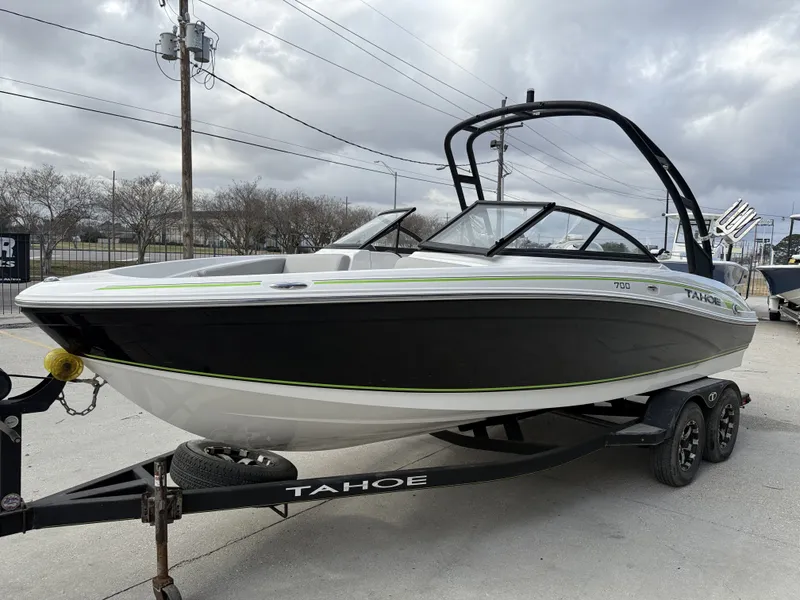 Slide: The Image of Tahoe 700 2019 - 8