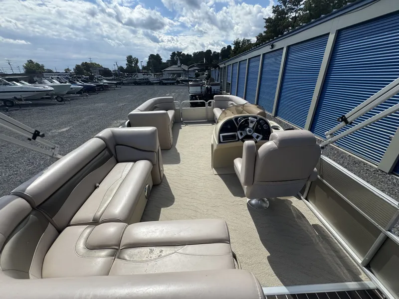 Slide: The Image of Sweetwater SWEETWATER SW 2286 2013 - 14